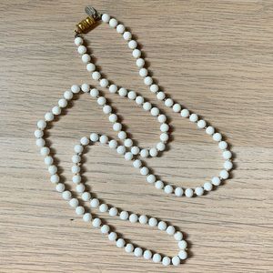 Vintage Les Bernard White Beaded Necklace